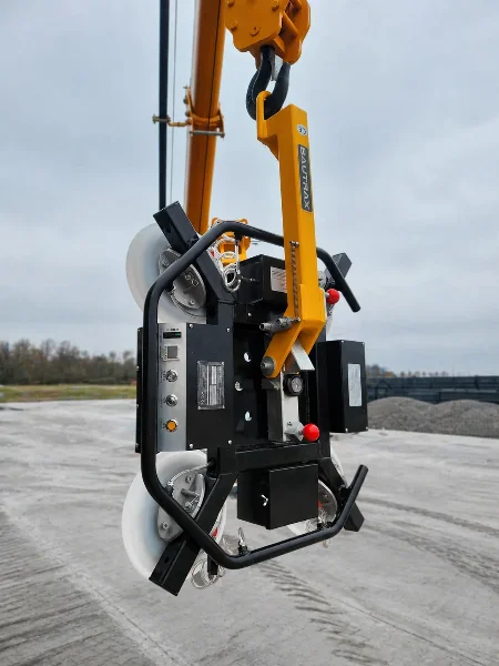 вакуумен повдигач за стъкла BAUTRAX XGL400 - заден изглед към управлението.